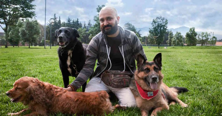 Andrés Carrión, rehabilitador de perros agresivos