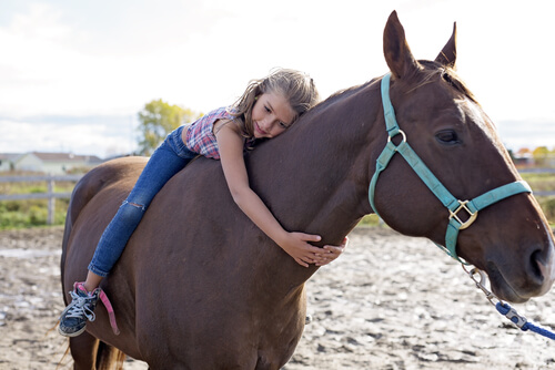 Terapia con caballos para niños