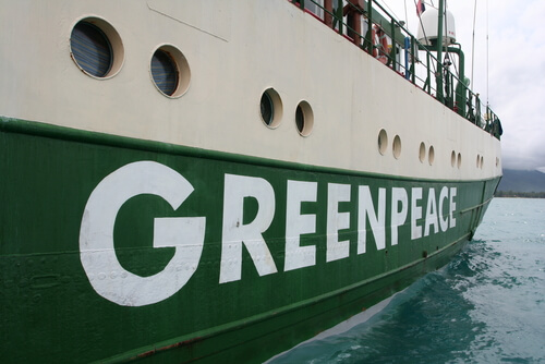 Greenpeace: contaminación de mares
