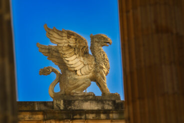 Historia del grifo: el poderoso animal mitológico